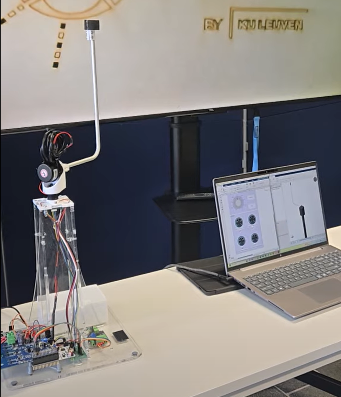 The inverted pendulum balancing upright on the BLDC drive on the open campus day KU Leuven @ Geel, 25 April 2026